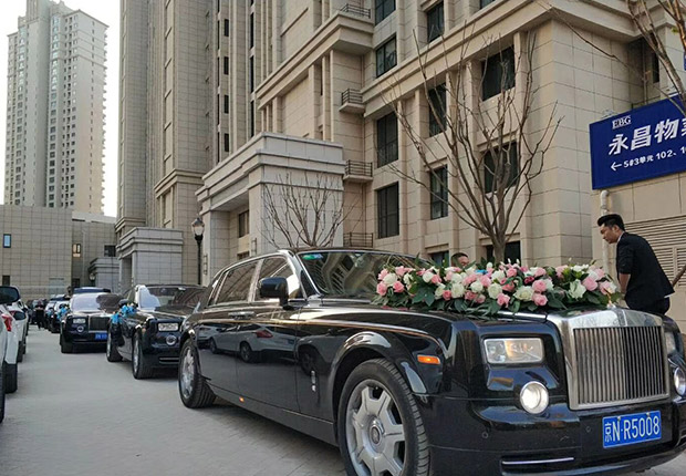 婚庆劳斯莱斯婚车队
