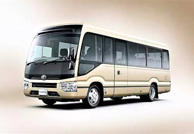 丰田考斯特28座